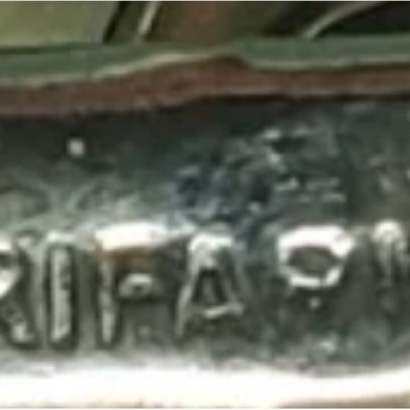 Vintage Trifari Clip Single Pearl Earrings - Picture 5 of 5